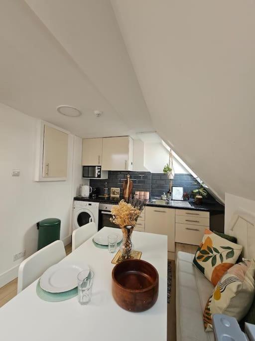 West Kensington Bright Flat Apartment London Luaran gambar